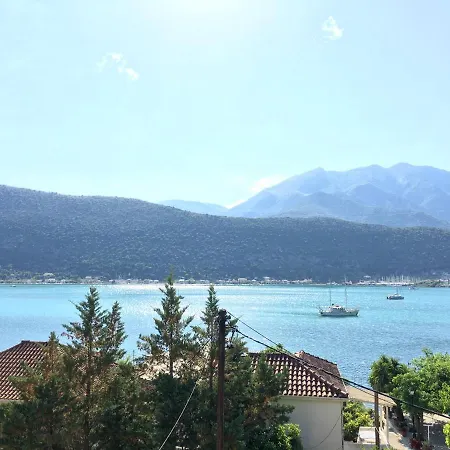 Camelia Apartahotel