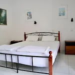 Camelia Aparthotel 3*